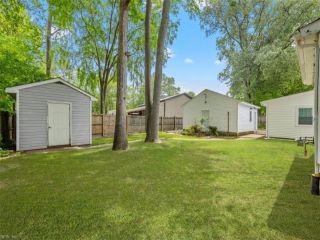 Foreclosed Home - 1825 ROLLIS RD, 23321