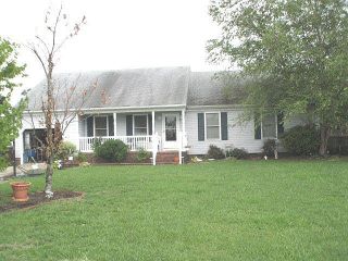 Foreclosed Home - 305 VENTOSA DR, 23322
