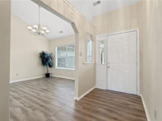 Foreclosed Home - List 100713302