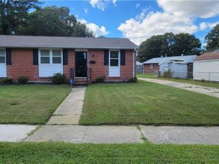 Foreclosed Home - 1202 DRAYTON RD, 23324