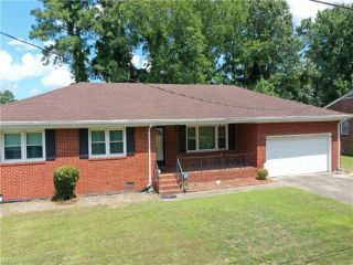 Foreclosed Home - 2437 SIR LANCE DR, 23325