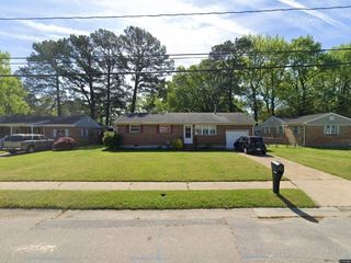 Foreclosed Home - 1204 WINGFIELD AVE, 23325