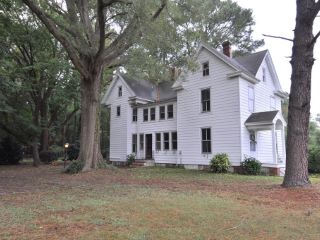 Foreclosed Home - 7384 LANKFORD HWY, 23416