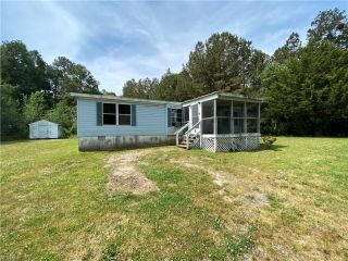 Foreclosed Home - 26596 Dennis Dr, 23421