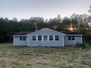 Foreclosed Home - 22474 PARKERS LANDING RD, 23421