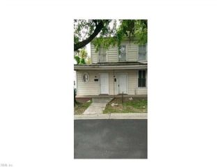 Foreclosed Home - 115 CHURCH ST, 23434