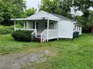 Foreclosed Home - 522 WARWICK ST, 23434