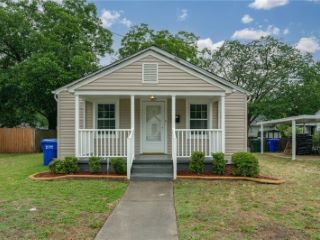 Foreclosed Home - 307 ELIZABETH ST, 23434