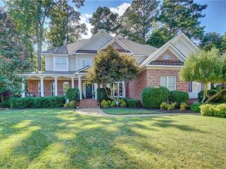 Foreclosed Home - 6107 W SHALLOWFORD CT, 23435
