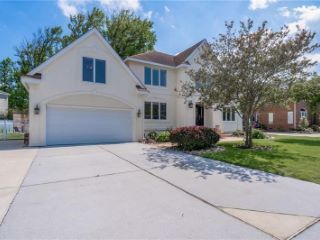 Foreclosed Home - 513 CROATAN HILLS DR, 23451