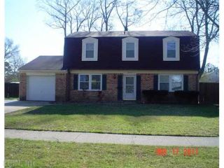 Foreclosed Home - 4020 S PLAZA TRL, 23452