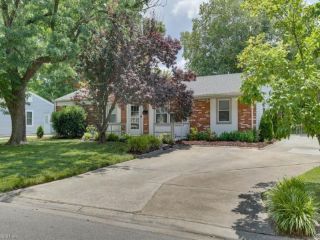 Foreclosed Home - 944 CARRIAGE HILL RD, 23452