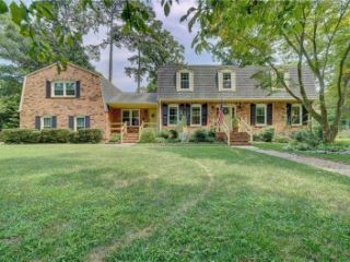 Foreclosed Home - 824 WINTHROPE DR, 23452