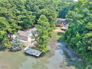 Foreclosed Home - 1529 BACK COVE RD, 23454
