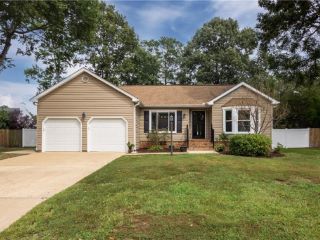 Foreclosed Home - 2107 AGECROFT RD, 23454