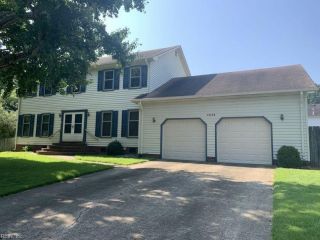 Foreclosed Home - 4636 REVERE DR, 23456