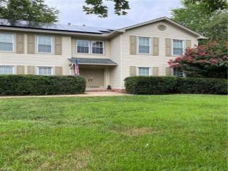 Foreclosed Home - 2408 NEEDLE CT, 23456
