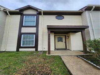 Foreclosed Home - 4614 STONEBRIDGE LN, 23462