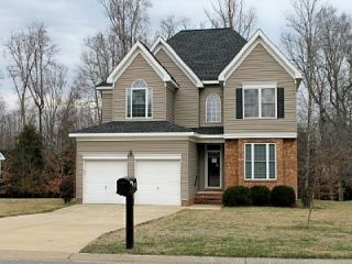 Foreclosed Home - 211 ROBINSON WAY, 23487