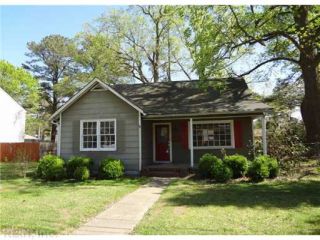 Foreclosed Home - 818 OAK AVE, 23502