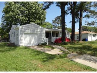 Foreclosed Home - 5904 SELLGER DR, 23502
