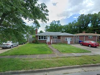 Foreclosed Home - 107 W EVANS ST, 23503