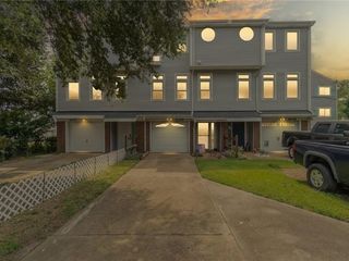 Foreclosed Home - 1039 LITTLE BAY AVE, 23503