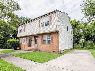 Foreclosed Home - 2301 WEST AVE, 23504