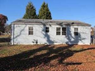 Foreclosed Home - 405 BEECHWOOD AVE, 23505