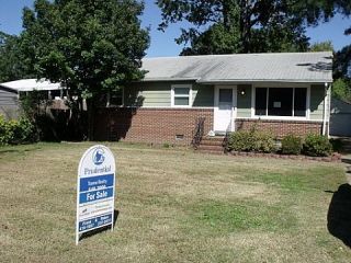 Foreclosed Home - 3608 THOMAS ST, 23513