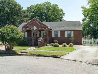 Foreclosed Home - 6612 POE CT, 23513