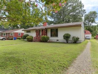 Foreclosed Home - 1183 TYLER AVE, 23601