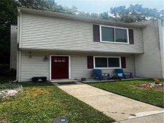 Foreclosed Home - 16 OTSEGO DR, 23602