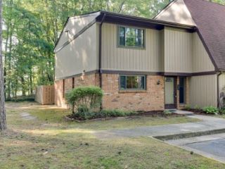 Foreclosed Home - 1001 WILLOW GREEN DR, 23602