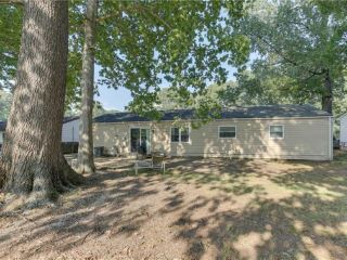 Foreclosed Home - 177 RUSTON DR, 23602