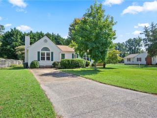 Foreclosed Home - 70 CHURCH RD, 23606