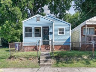 Foreclosed Home - 1126 22ND ST, 23607