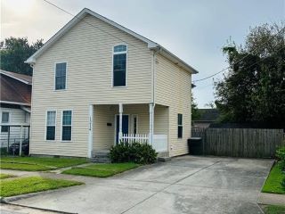 Foreclosed Home - 1214 23RD ST, 23607