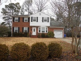 Foreclosed Home - 154 RIDGEWOOD PKWY, 23608