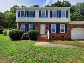 Foreclosed Home - 929 VERLINE CT, 23608