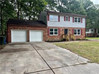Foreclosed Home - 175 QUEENSBURY CT, 23608