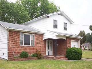 Foreclosed Home - 2307 LAGUARD DR, 23661