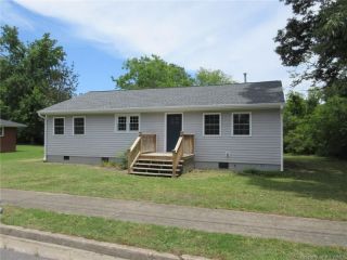 Foreclosed Home - 112 CLAREMONT AVE, 23661