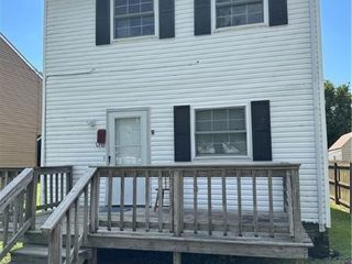 Foreclosed Home - 8 CENTRAL ST, 23663
