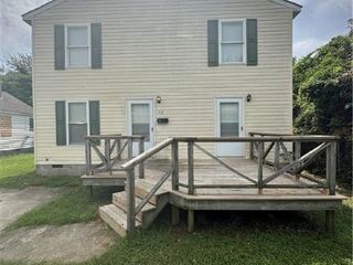 Foreclosed Home - 57 SNOW ST, 23663