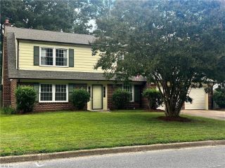 Foreclosed Home - 27 COLONIAL ACRES DR, 23664