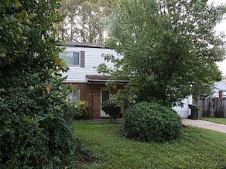 Foreclosed Home - 112 WALTHAM ST, 23666