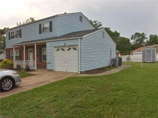 Foreclosed Home - 113 GREENWELL DR, 23666