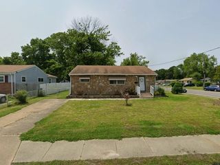 Foreclosed Home - 69 BIG BETHEL RD, 23666