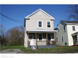 Foreclosed Home - 926 QUASH ST, 23669